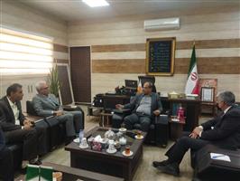 دیدار رئیس مركز و همكاران و تشریح اقدامات و برنامه های مركز به مناسبت پنجاهمین سال تأسیس سازمان تحقیقات آموزش و ترویج كشاورزی با معاون استاندار و فرماندار ویژه زابل